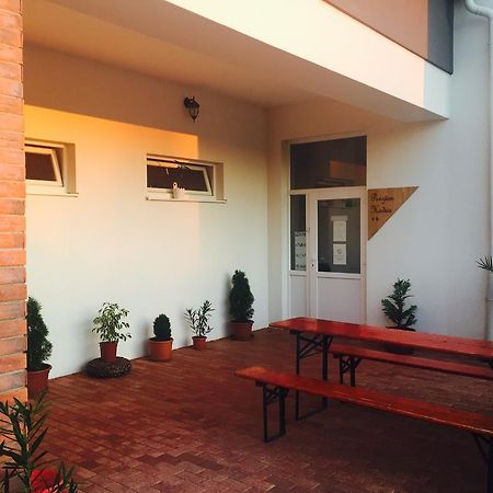 Guest House Hodus Vydrany 외부 사진